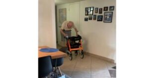 Per i suoi 94 anni questo nonno ha un solo desiderio: la sua famiglia non riesce a crederci (VIDEO)